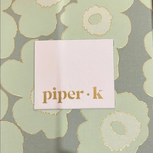 Piper K | Turtle Brooch - Picture 2 of 10